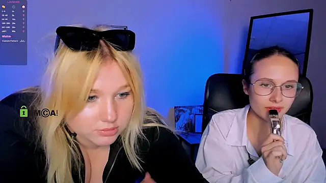 Snapshot of mona_cloud chatting on October 2025 11:24:02 PM mona cloud online show from October 2025 11:24:02 PM