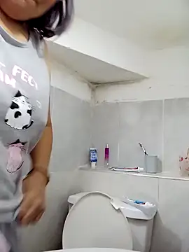 victoria wayne online show from April 2026 10:15:01 AM