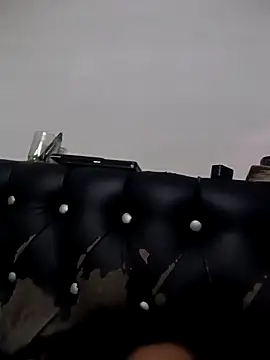 Snapshot of tokio32 chatting on September 2025 10:35:02 PM tokio32 online show from September 2025 10:35:02 PM