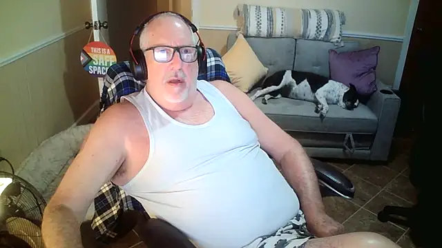 Snapshot of superbearboss chatting on March 2026 12:34:02 AM superbearboss online show from March 2026 12:34:02 AM