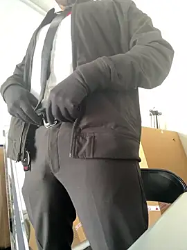 magnumbull online show from March 2026 04:23:01 PM