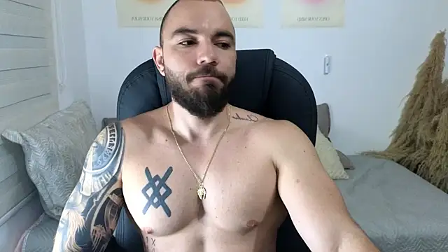 Isaac Carter online show from November 2025 11:01:02 AM