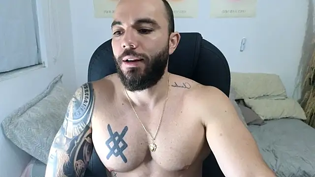 Isaac Carter online show from December 2025 10:13:01 AM