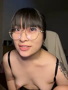 Snapshot of 214Jun chatting on October 2025 03:46:02 PM 214Jun online show from October 2025 03:46:02 PM