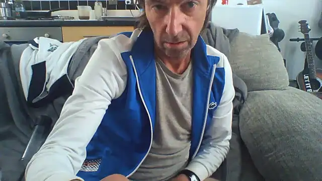 Snapshot of Grower_and_shower chatting on September 2025 01:22:01 PM Grower and shower online show from September 2025 01:22:01 PM