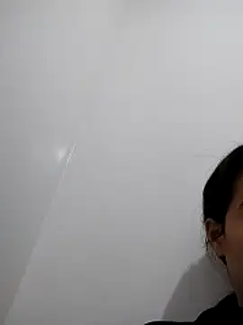 saraaxx1 online show from December 2025 11:48:01 AM