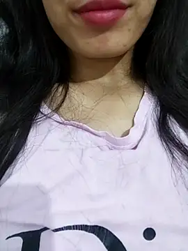 saraaxx1 online show from December 2025 04:14:02 PM