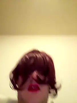 Snapshot of chrisssssss24 chatting on November 2025 09:03:02 PM chrisssssss24 online show from November 2025 09:03:02 PM