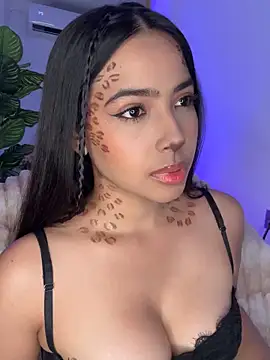 Snapshot of _Emily_Thompson_ chatting on October 2025 02:02:05 AM Emily Thompson online show from October 2025 02:02:05 AM