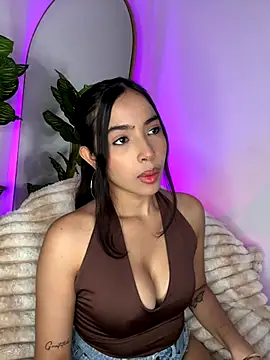 Snapshot of _Emily_Thompson_ chatting on November 2025 03:01:02 AM Emily Thompson online show from November 2025 03:01:02 AM