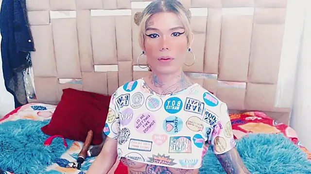 Snapshot of ana_tsxxx chatting on September 2025 04:23:01 AM ana tsxxx online show from September 2025 04:23:01 AM