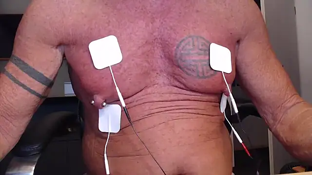 Snapshot of munichrubber chatting on September 2025 04:14:02 AM munichrubber online show from September 2025 04:14:02 AM