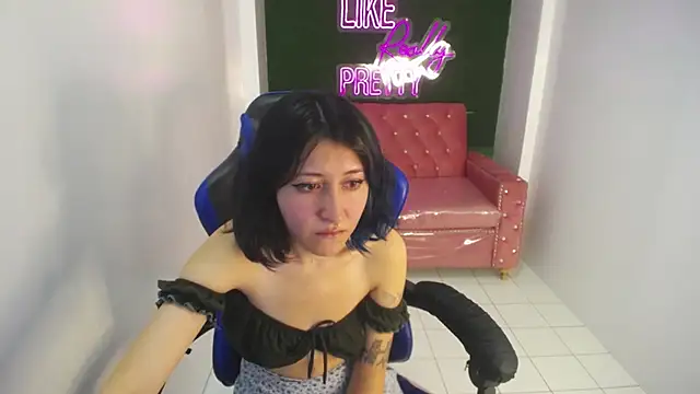 lissacatty t online show from March 2025 04:54:01 PM