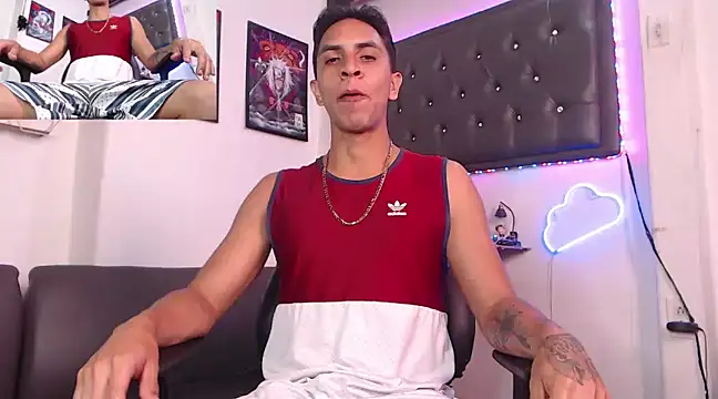 Monkey uchiha777 online show from March 2025 02:55:02 PM