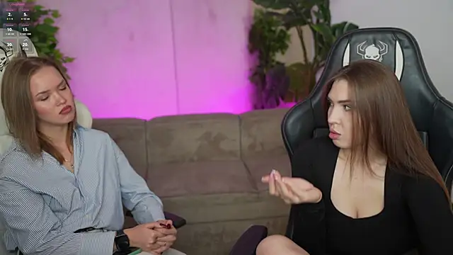 Snapshot of Billie054 chatting on October 2025 10:29:01 AM Billie054 online show from October 2025 10:29:01 AM