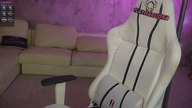 Snapshot of Billie054 chatting on March 2026 08:30:01 AM Billie054 online show from March 2026 08:30:01 AM