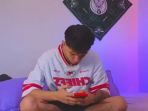 samevansx  online show from November 2025 12:51:01 PM