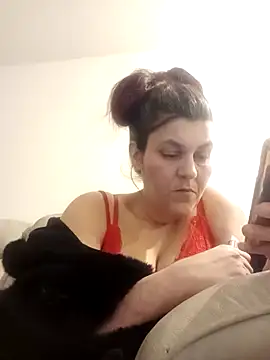 Curvy-Essex-Milf online show from December 2025 07:53:02 PM