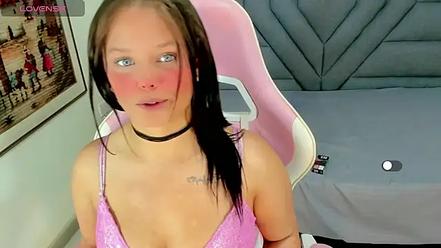 Snapshot of vella_sex chatting on March 2025 05:38:02 PM vella sex online show from March 2025 05:38:02 PM