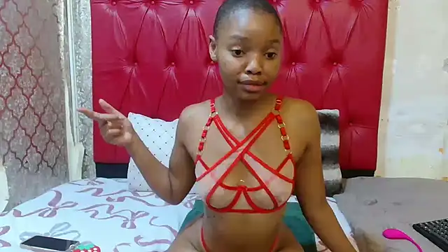 BondiBitch online show from December 2025 11:10:02 PM