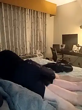 KITTYBOOBOOFUXX online show from November 2025 04:01:02 AM