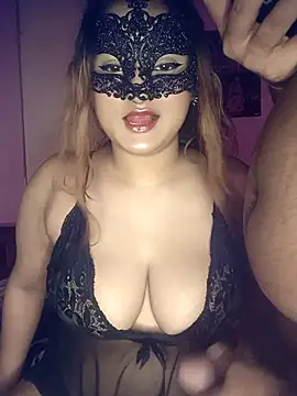 Snapshot of Young_couple6969 chatting on October 2025 06:38:02 PM Young couple6969 online show from October 2025 06:38:02 PM