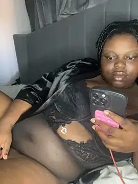 Snapshot of bigtittyT chatting on March 2025 10:52:01 AM bigtittyT online show from March 2025 10:52:01 AM