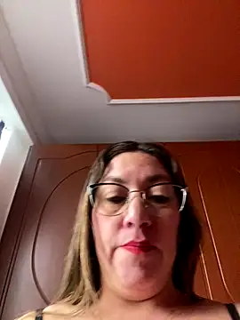 Snapshot of Luna-nevada chatting on October 2025 06:32:01 PM Luna-nevada online show from October 2025 06:32:01 PM