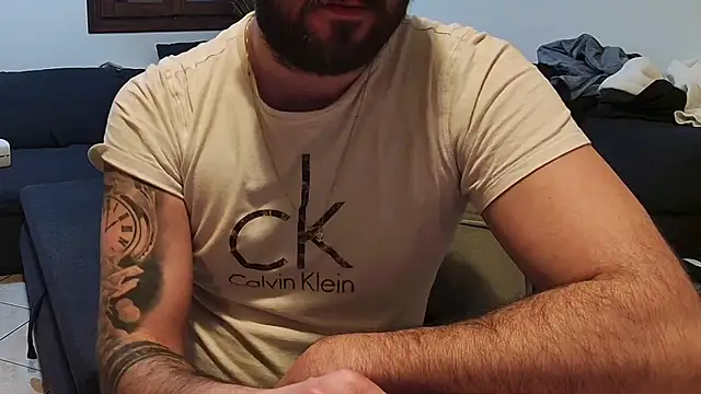 maialinofriuli online show from January 2026 01:54:02 AM