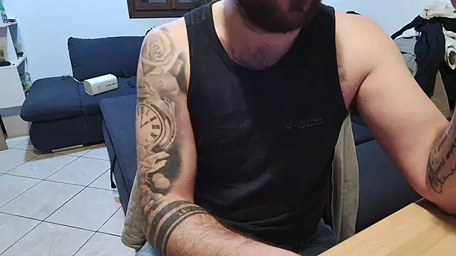 maialinofriuli online show from February 2026 08:35:01 PM