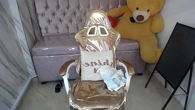 Snapshot of _wendy_b chatting on March 2025 01:54:02 AM wendy b online show from March 2025 01:54:02 AM