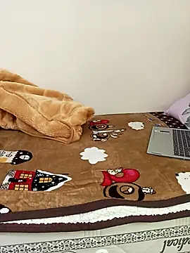 Snapshot of sihamesanfoura chatting on April 2026 11:37:01 AM sihamesanfoura online show from April 2026 11:37:01 AM