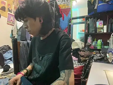 kirito kun online show from April 2026 05:08:02 AM