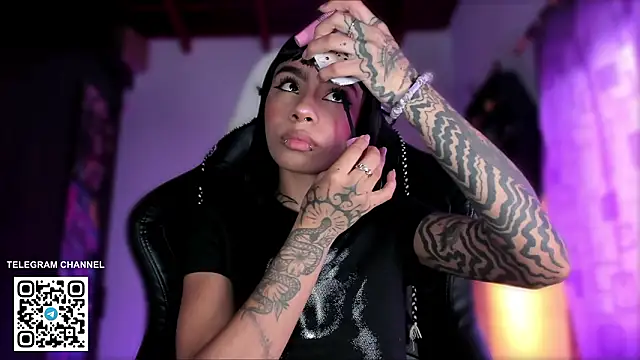 sofiafenty online show from March 2026 05:38:01 PM