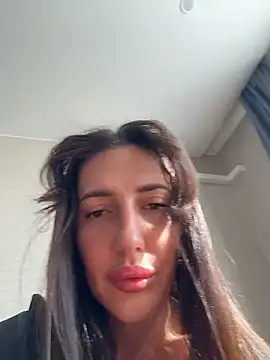 AleksandraRich online show from August 2026 01:40:02 AM