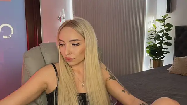 OhMyEmma online show from April 2026 05:19:02 AM