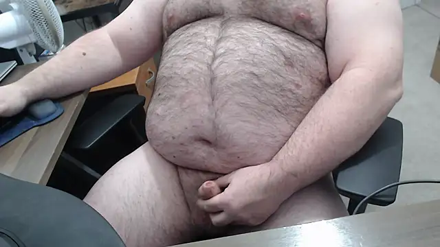 SmallBearUK online show from February 2026 02:00:02 PM