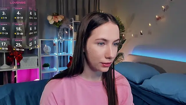 Snapshot of Kira_mindnes chatting on March 2025 07:34:02 PM Kira mindnes online show from March 2025 07:34:02 PM