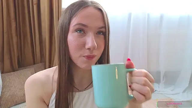 Kira mindnes online show from March 2026 06:18:01 AM