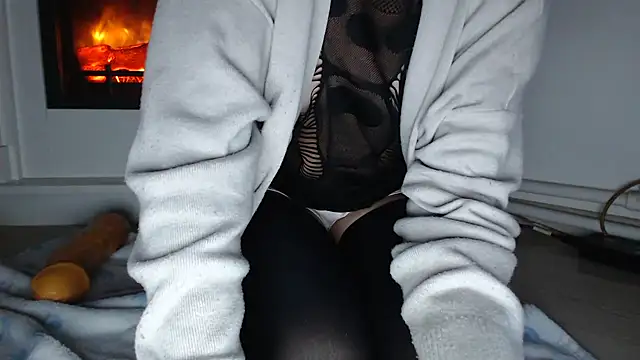 ElssaRush online show from October 2025 11:46:01 PM