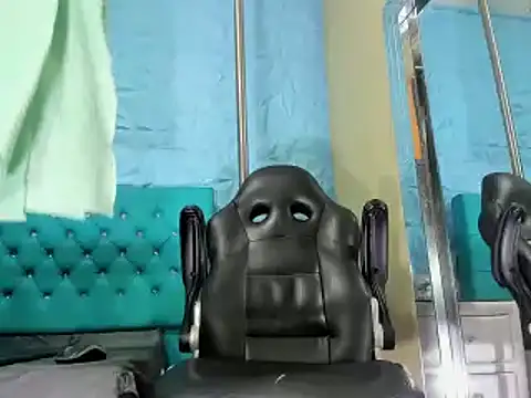 Snapshot of NohaCollens chatting on March 2025 05:46:01 PM NohaCollens online show from March 2025 05:46:01 PM