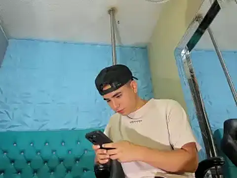 Snapshot of NohaCollens chatting on March 2025 11:20:01 AM NohaCollens online show from March 2025 11:20:01 AM