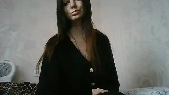 Snapshot of AliseWats chatting on November 2025 12:22:01 PM AliseWats online show from November 2025 12:22:01 PM