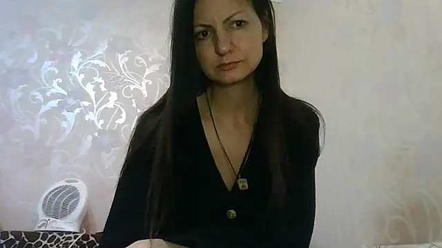 Snapshot of AliseWats chatting on November 2025 06:29:02 PM AliseWats online show from November 2025 06:29:02 PM