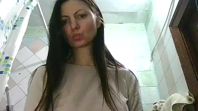 Snapshot of AliseWats chatting on March 2026 08:44:01 PM AliseWats online show from March 2026 08:44:01 PM