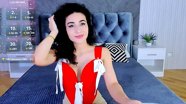 Maya Rogerss online show from November 2025 02:39:01 PM