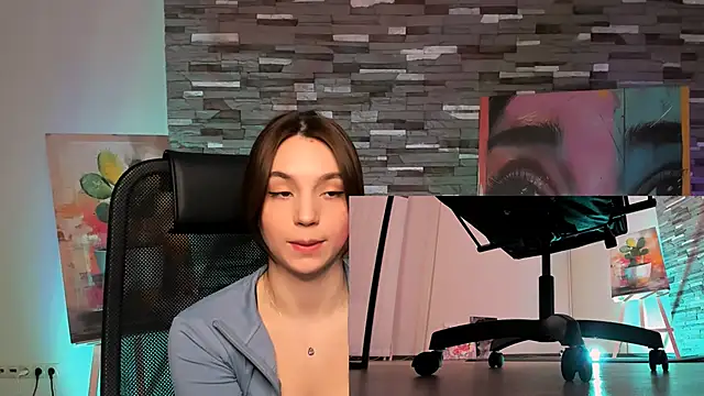 OlgaPetrova online show from March 2025 04:30:01 PM