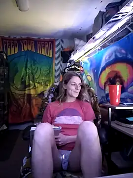 Snapshot of AlicePayne chatting on January 2026 07:12:02 AM AlicePayne online show from January 2026 07:12:02 AM