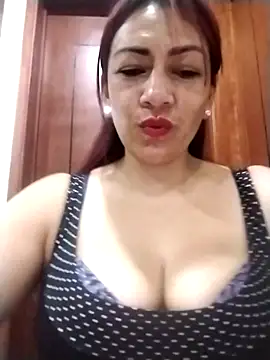 Snapshot of Carlasm- chatting on November 2025 03:29:02 AM Carlasm- online show from November 2025 03:29:02 AM