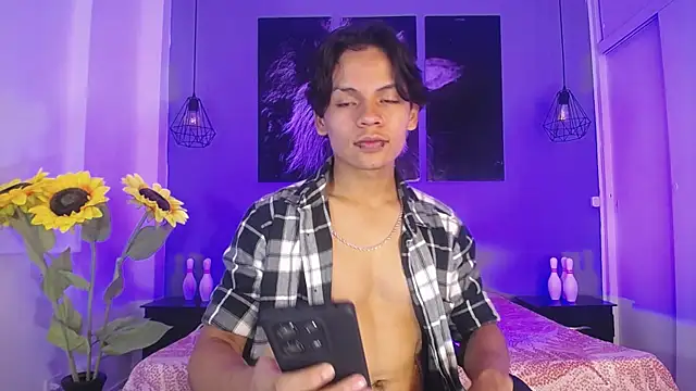 Snapshot of Draco_collins chatting on September 2025 08:34:01 PM Draco collins online show from September 2025 08:34:01 PM
